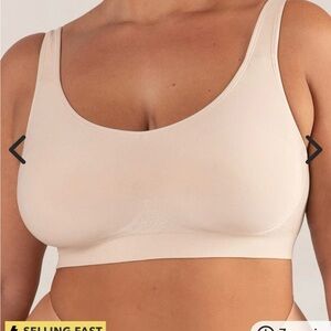 Shapermint Essentials Everyday Comfort Straps Wireless Shaping Bra (NWT)